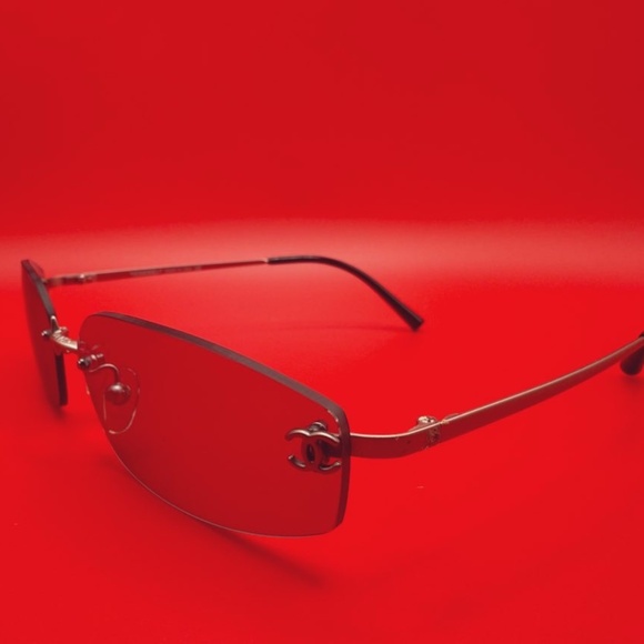 Chanel Sunglasses 4003 w/ case - Picture 1 of 16